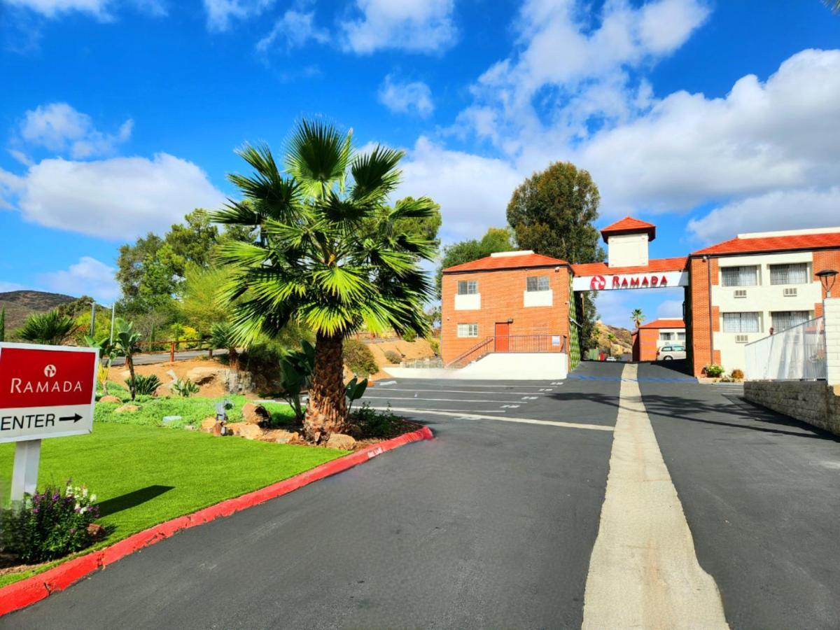 Ramada By Wyndham San Diego Poway Miramar Exteriör bild