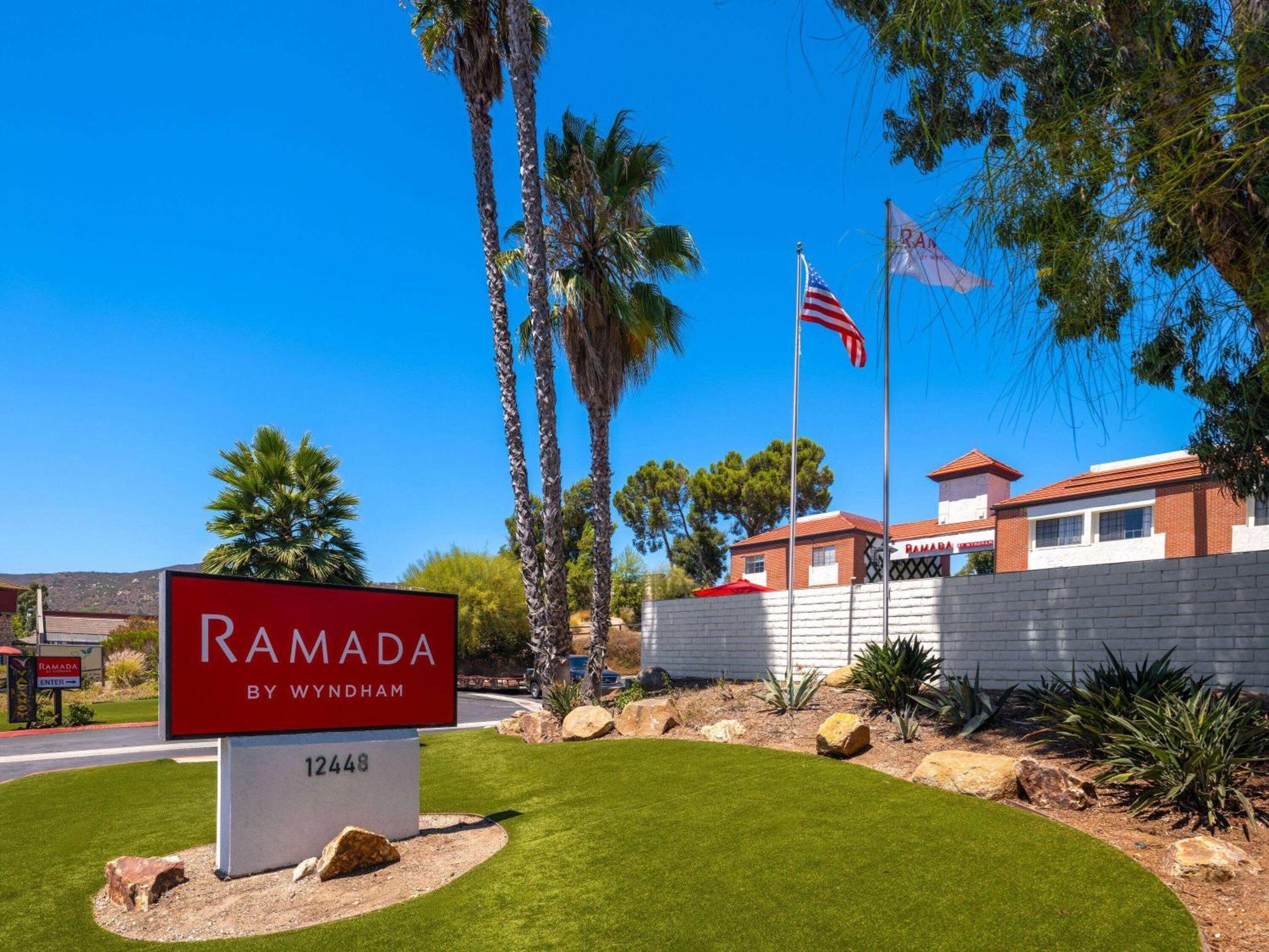Ramada By Wyndham San Diego Poway Miramar Exteriör bild
